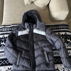 Boys puffer jacket - Never worn